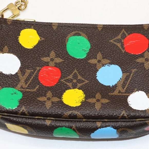 Louis Vuitton Mini Pochette Accessoires Yayoi Kusama Painted Dots Monogram - Picture 10 of 15